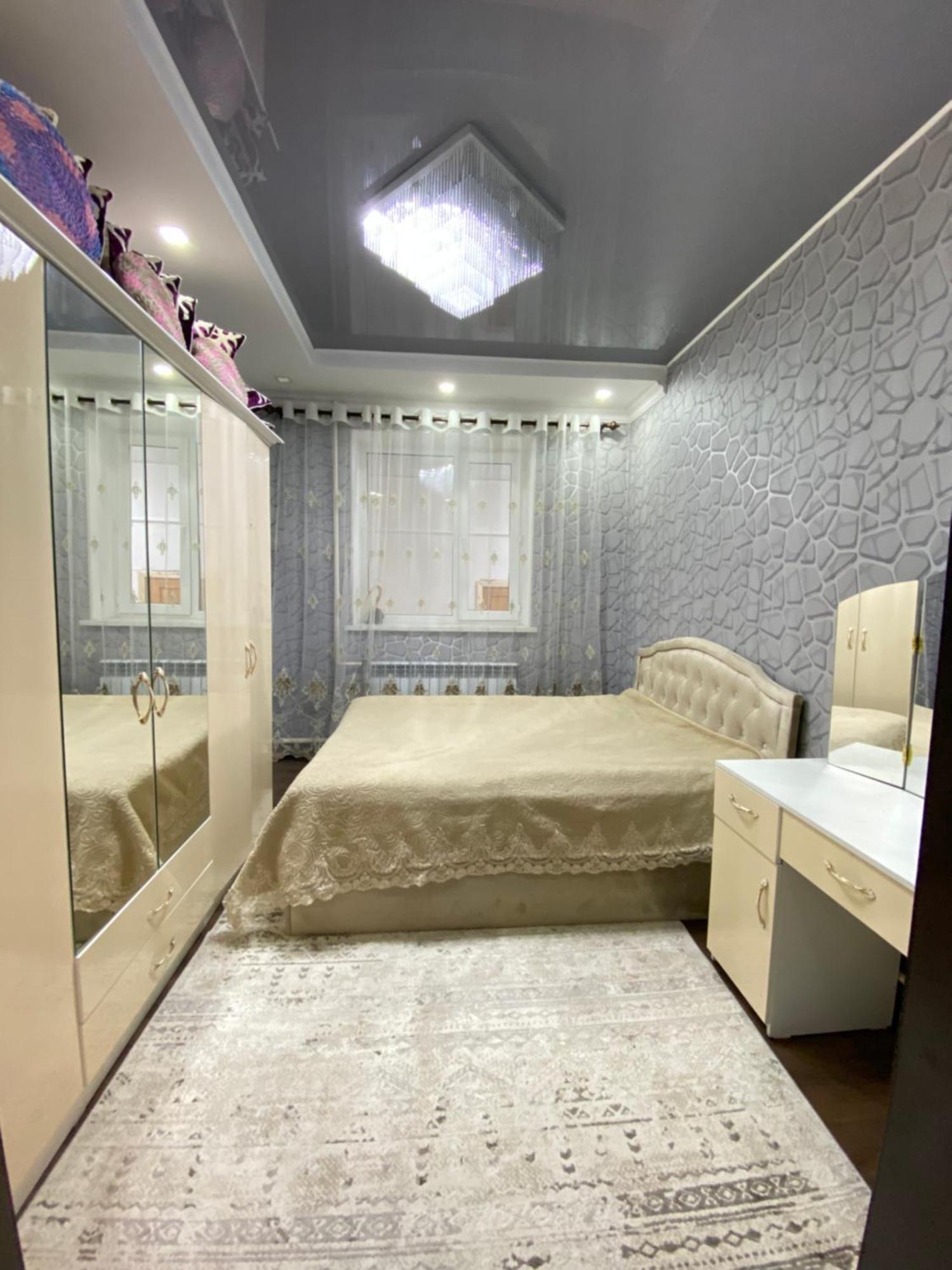 Guest House Glover Каракол Екстериор снимка