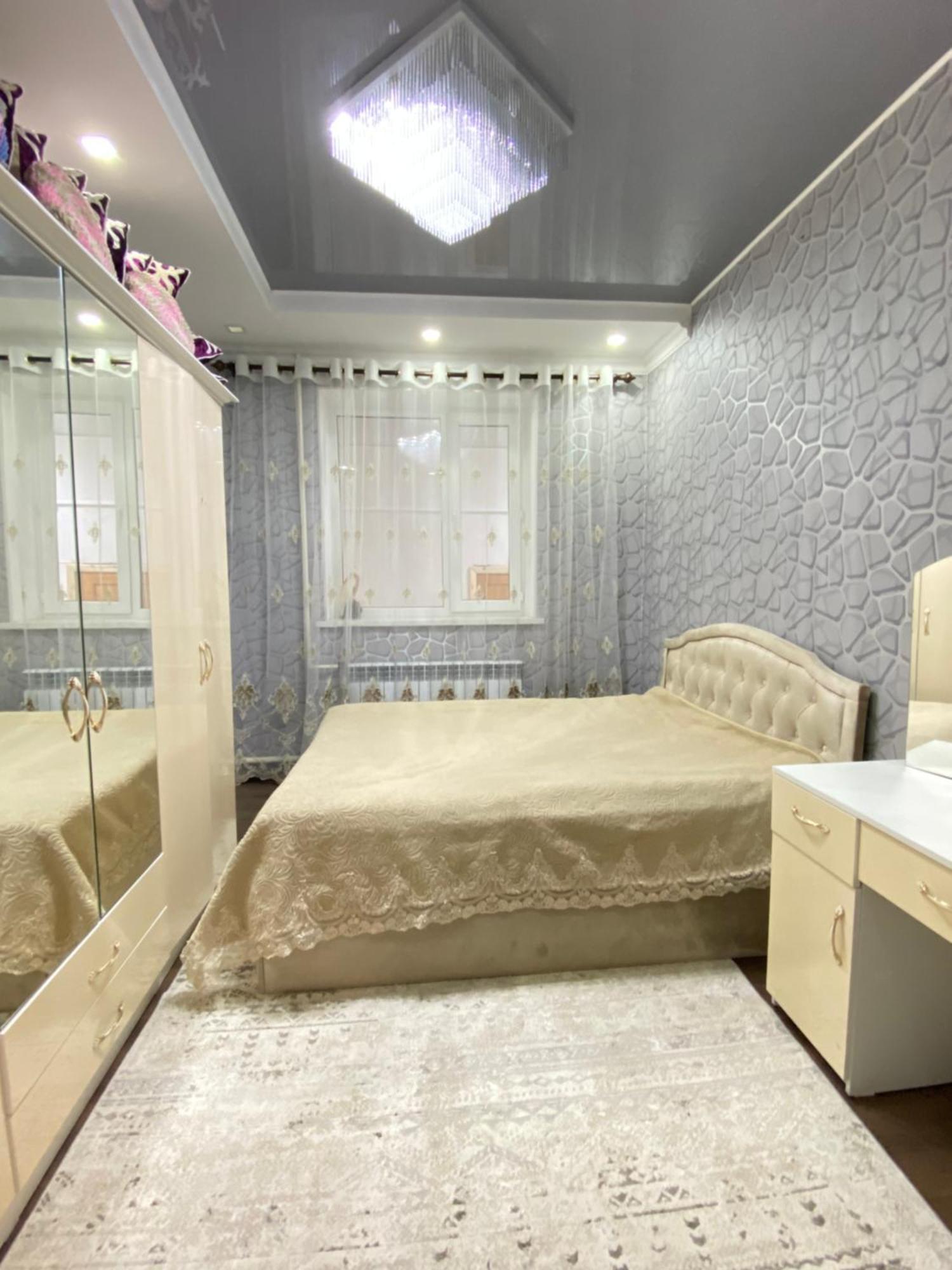 Guest House Glover Каракол Екстериор снимка